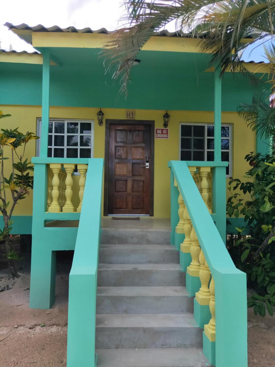 Sunshine View Hotel And Restaurant Corozal Exterior photo
