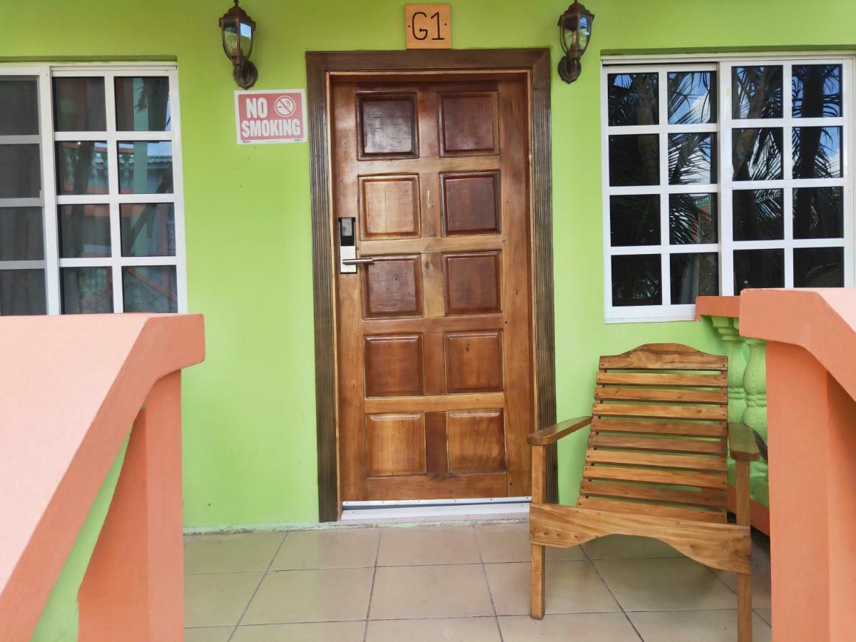 Sunshine View Hotel And Restaurant Corozal Exterior photo