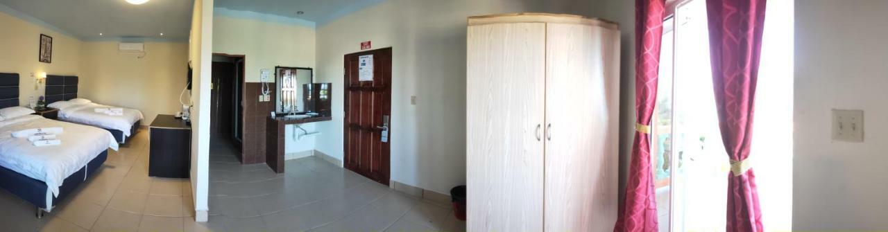 Sunshine View Hotel And Restaurant Corozal Exterior photo